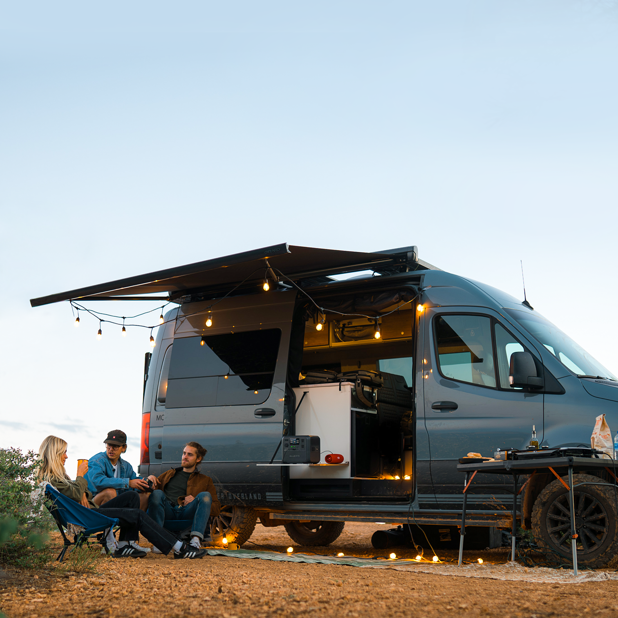 AC70+SP100L Solar Generator | 1000W, 768Wh