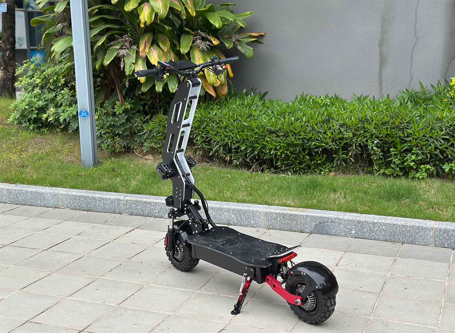 Freego D11 Landtiger Electric Scooter Foldable Dual Motor 4000W, speed 28mph ,Range 50 miles,D11.