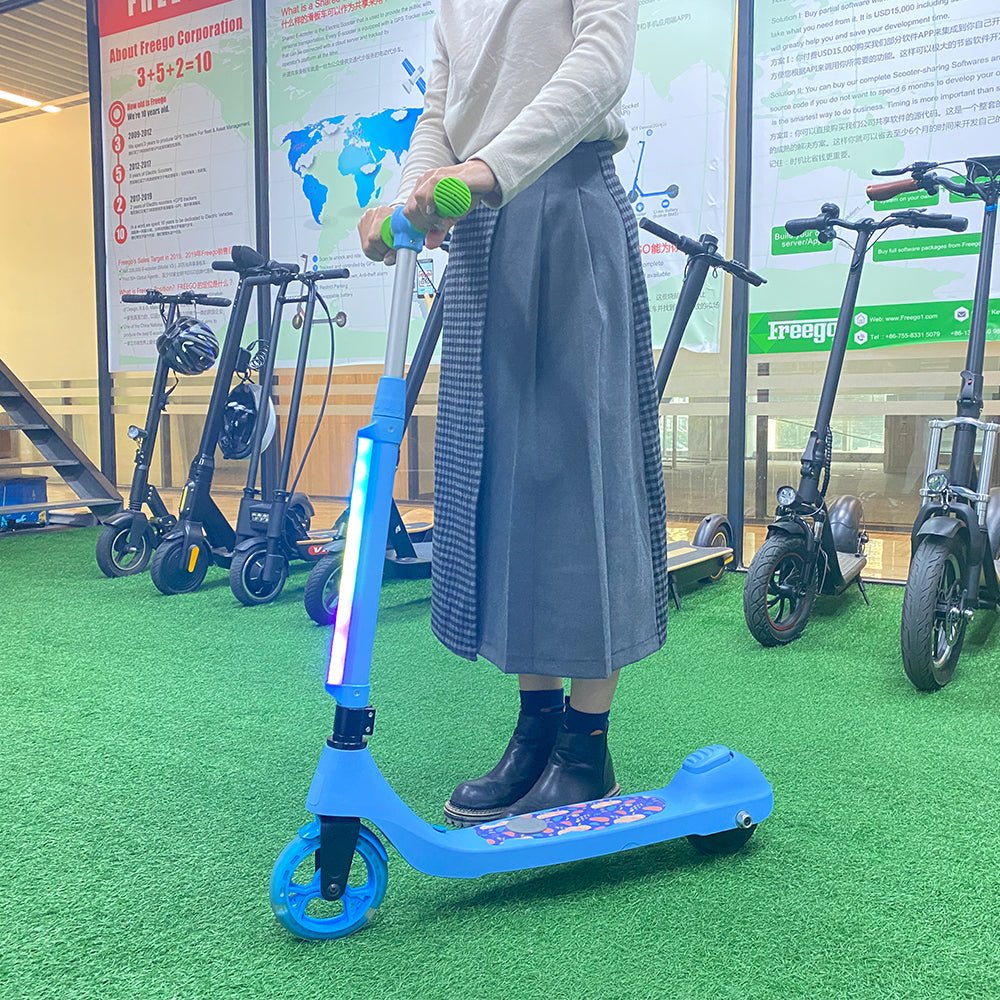 Freego F5 Electric Kids Scooter 5'' Tire with Chargable Lithium Battery,FG-F5.