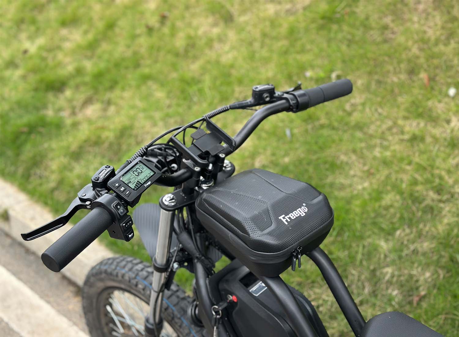 Freego Nova 3 Mid-Drive All-Terrain Dirt eBike. Max speed:40mph (64km/h) Range:50 miles