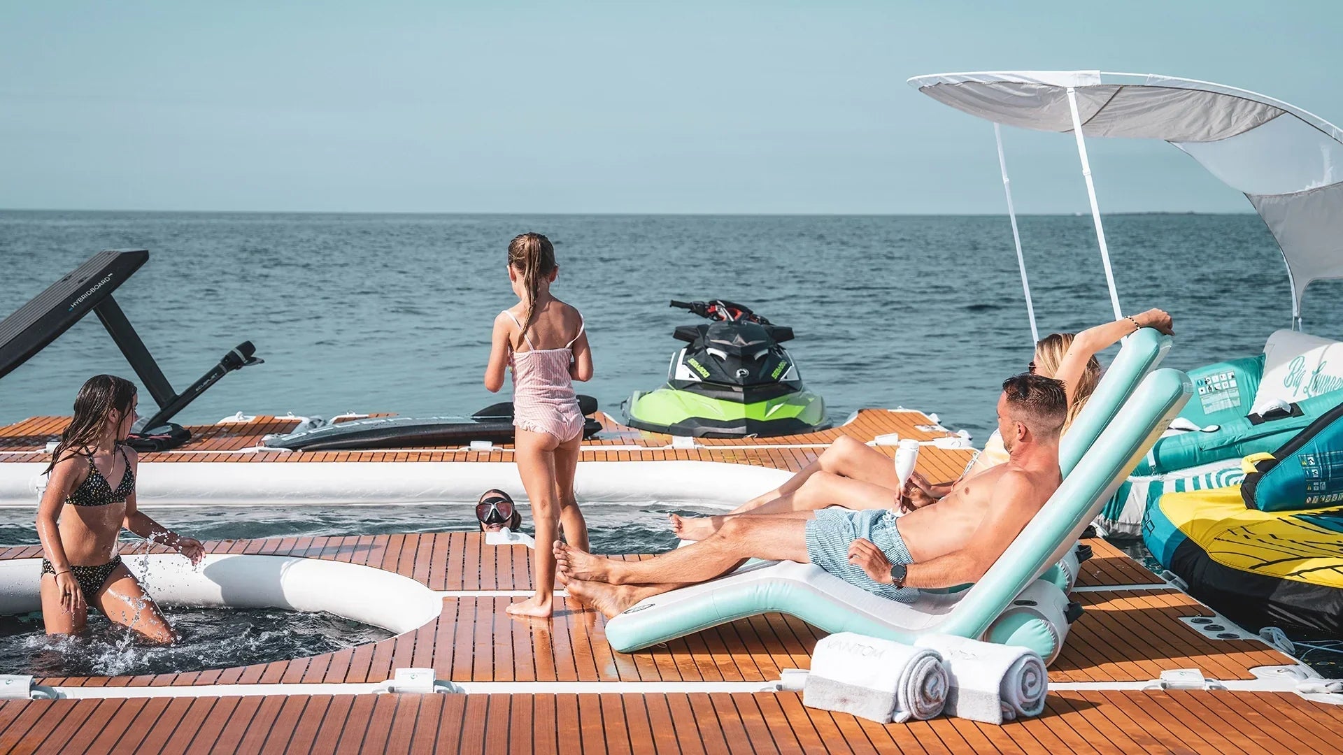 Yachtbeach Toy Dock 6.16 Inflatable Platform 20'2″ x 6'8″